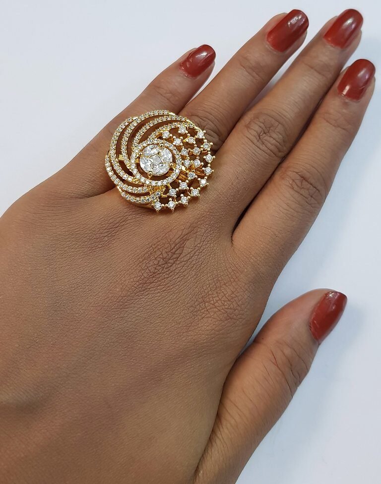 Royal Halo Statement Ring - Image 2